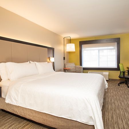 Holiday Inn Express Prescott By Ihg Exterior photo