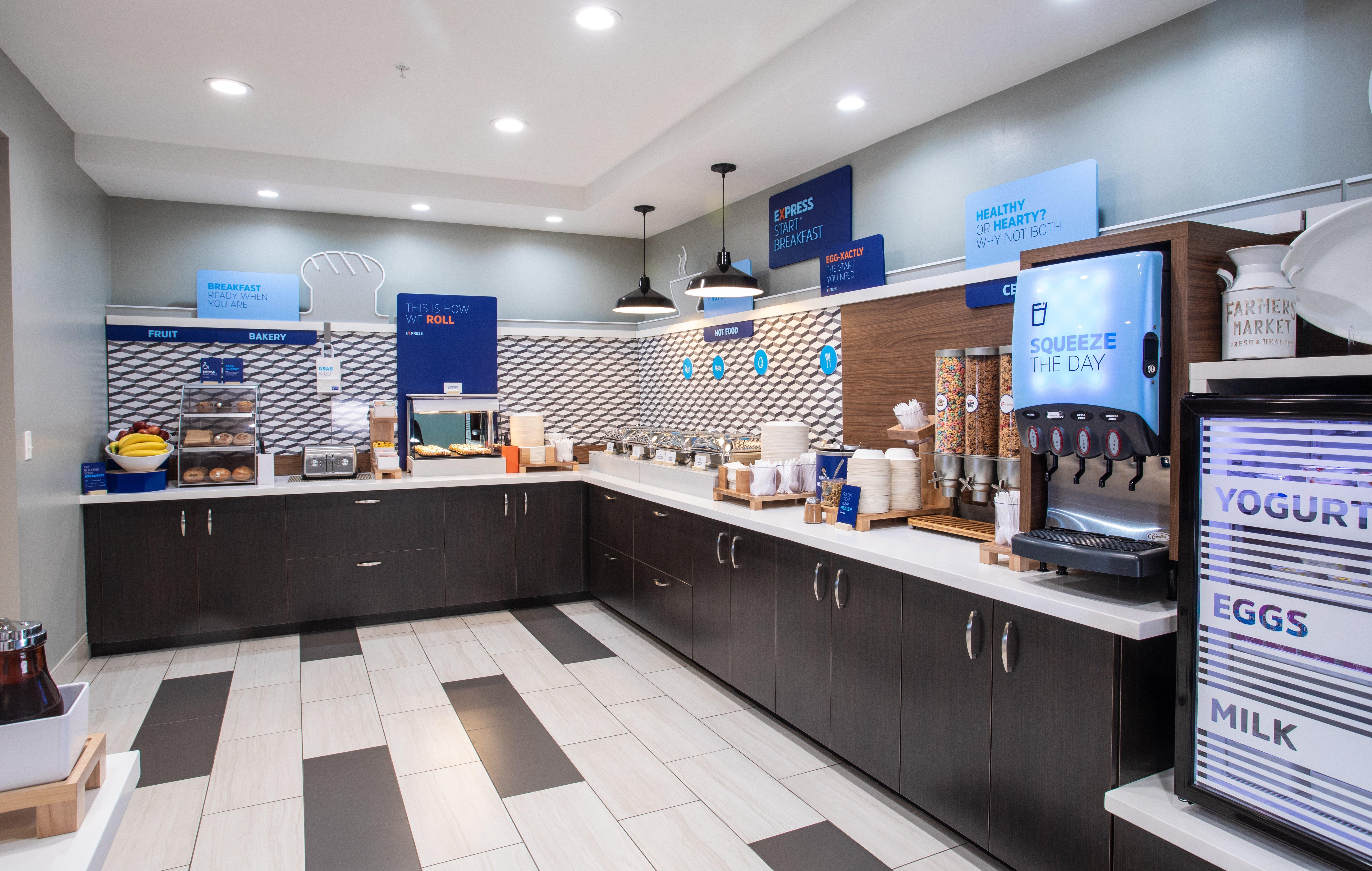 Holiday Inn Express Prescott By Ihg Exterior photo