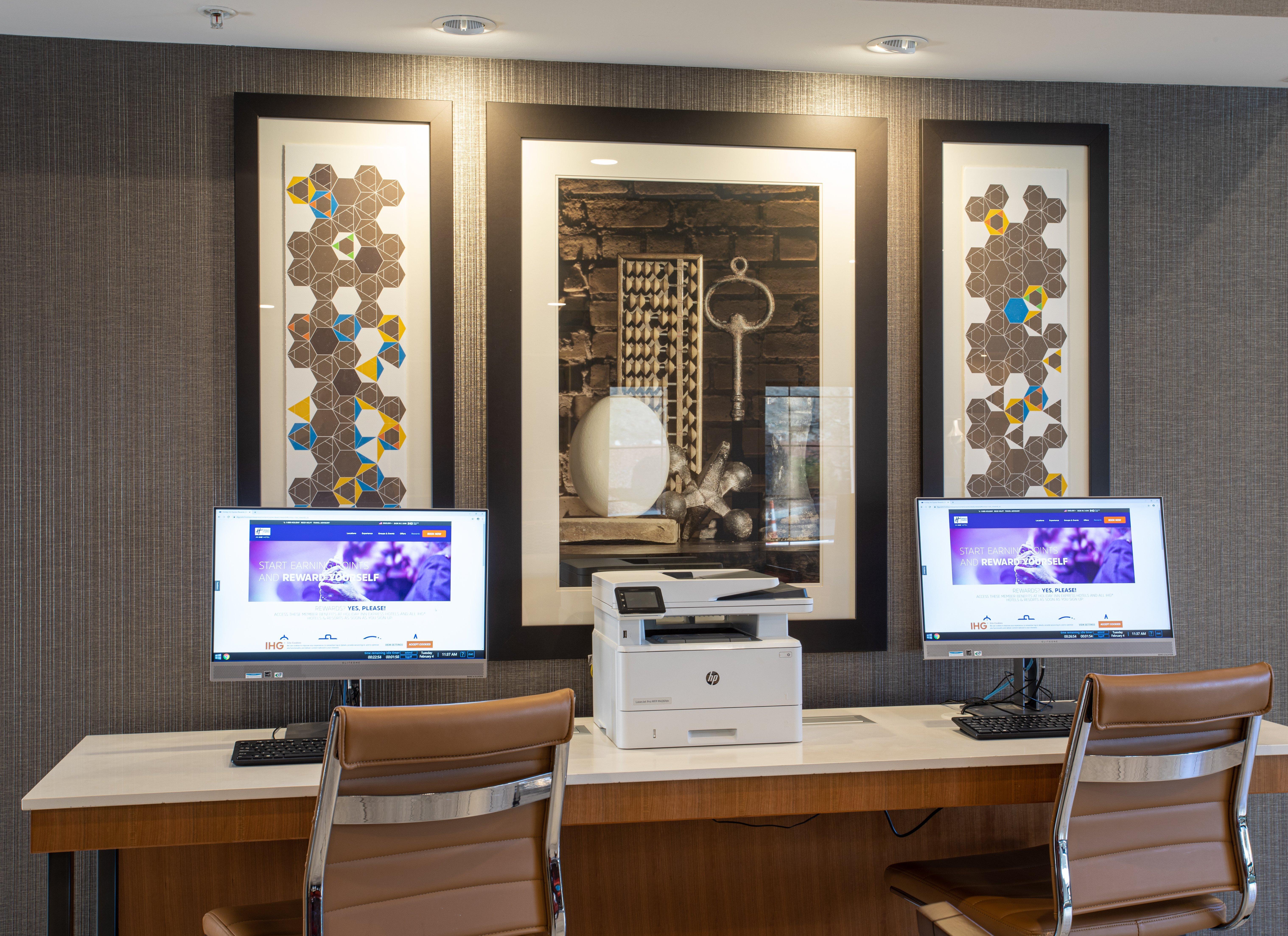 Holiday Inn Express Prescott By Ihg Exterior photo