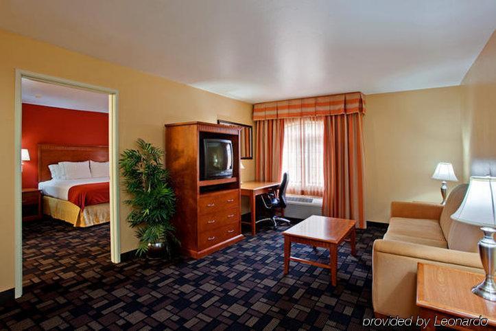 Holiday Inn Express Prescott By Ihg Room photo