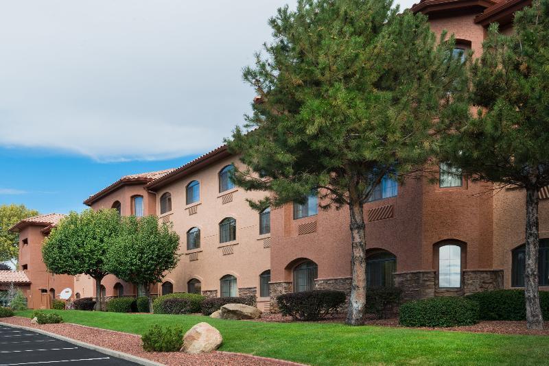 Holiday Inn Express Prescott By Ihg Exterior photo